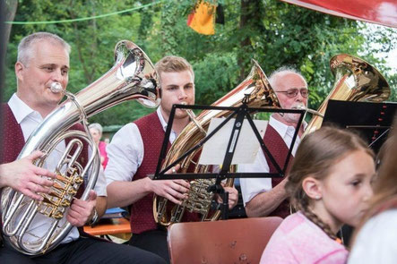 Christian Flick, Marcel Kuntz und Otto Tropf an den Tenorhörnern (von links)