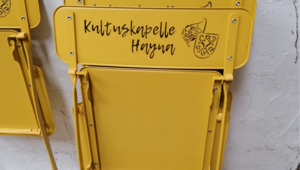 Die Kultus hat den Klappstuhl ausgegraben - Erster Einsatz für unsere neuen Stühle