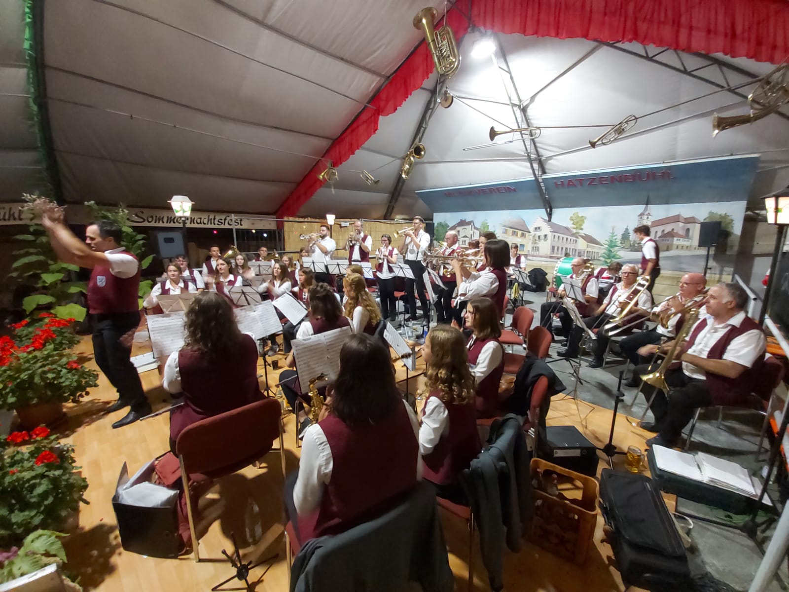 Oktoberfest-Stimmung beim 50. Sommernachtsfest des Musikvereins Hatzenbühl