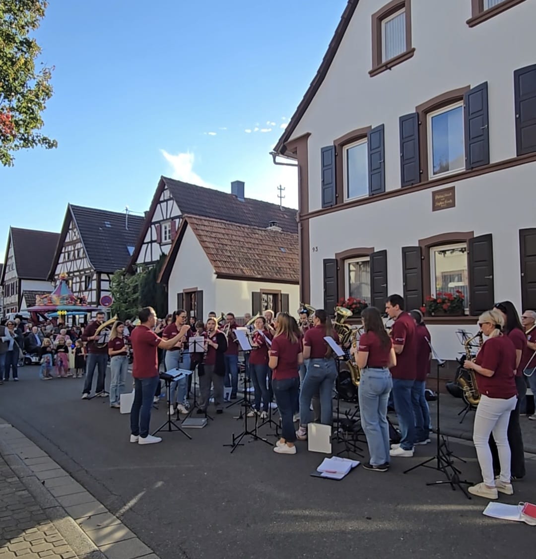 Musikalische Begleitung der Eröffnung zur Häänemer Kerwe